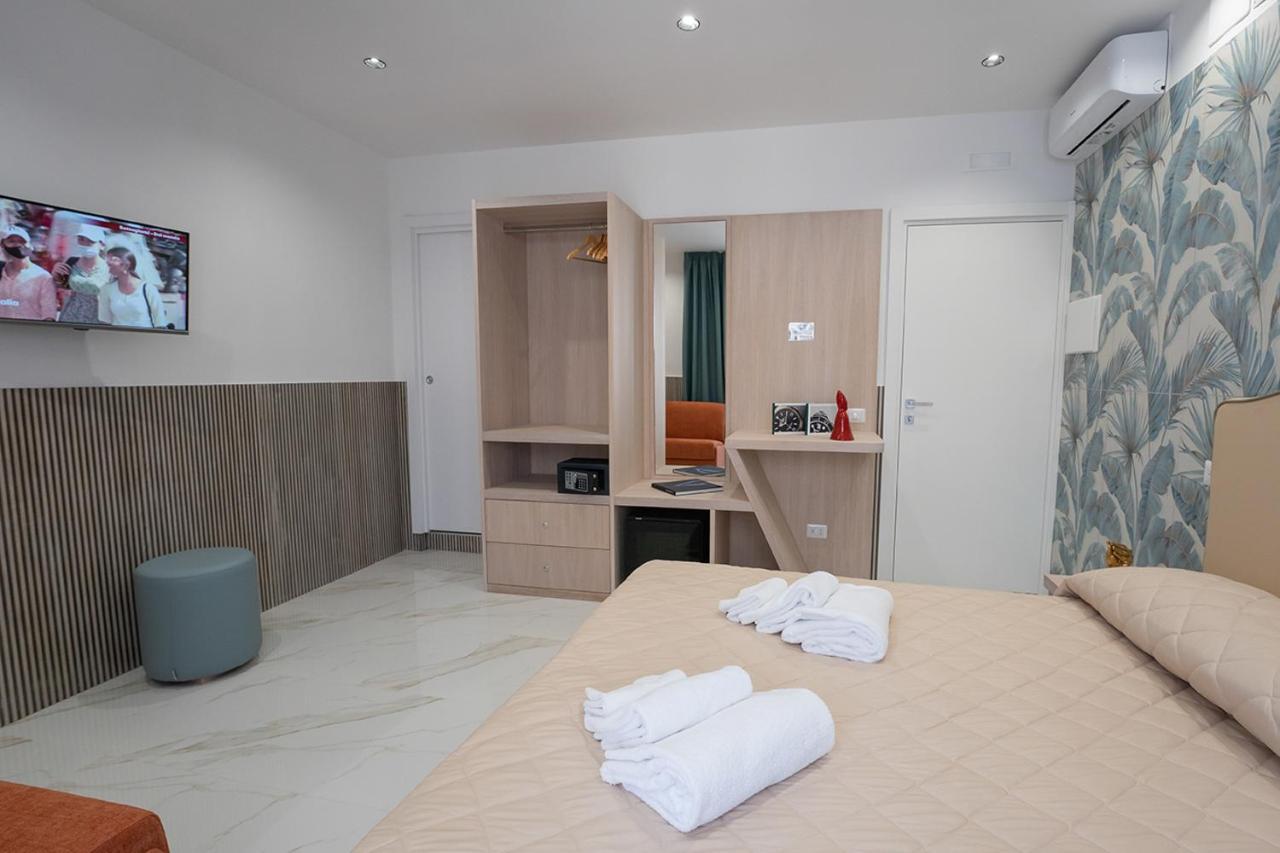 Cla.Pa H. Group - Dislocated Hospitality Hotel Napoli Ngoại thất bức ảnh